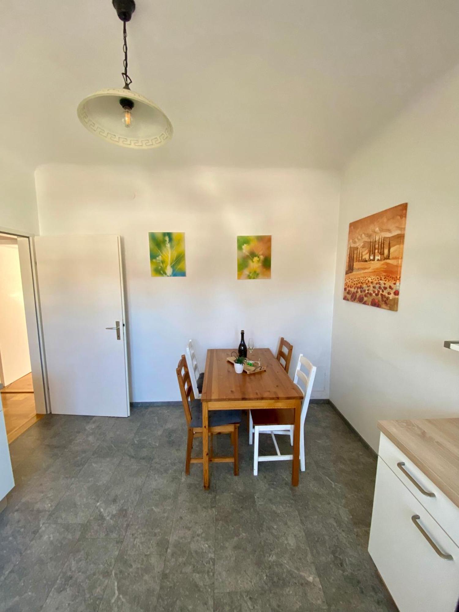 City Retreat In Eisenstadt Zentrum Экстерьер фото